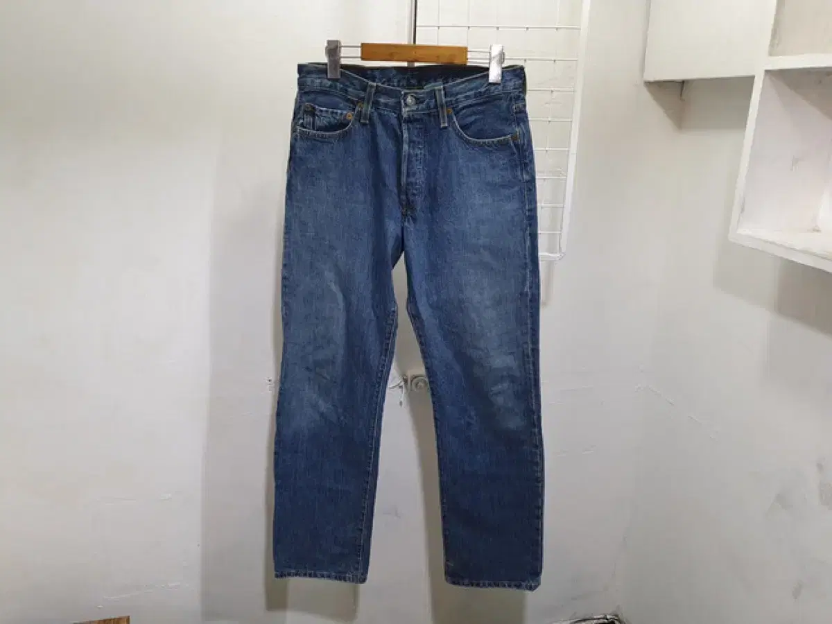 Levi's 501 Jeans (UNISEX approx. 30") #130B