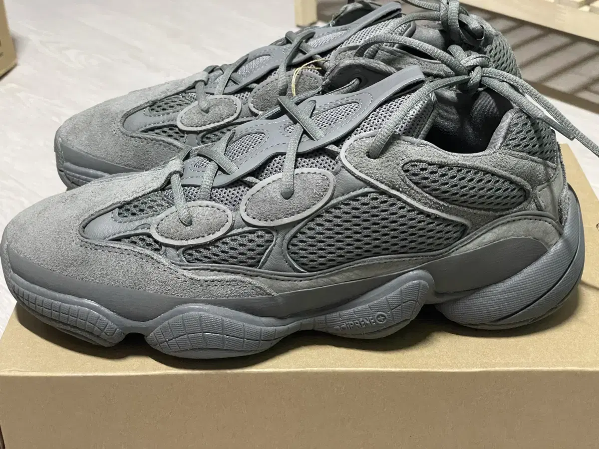 [280](새상품) 아디다스 Yeezy 500 그래닛