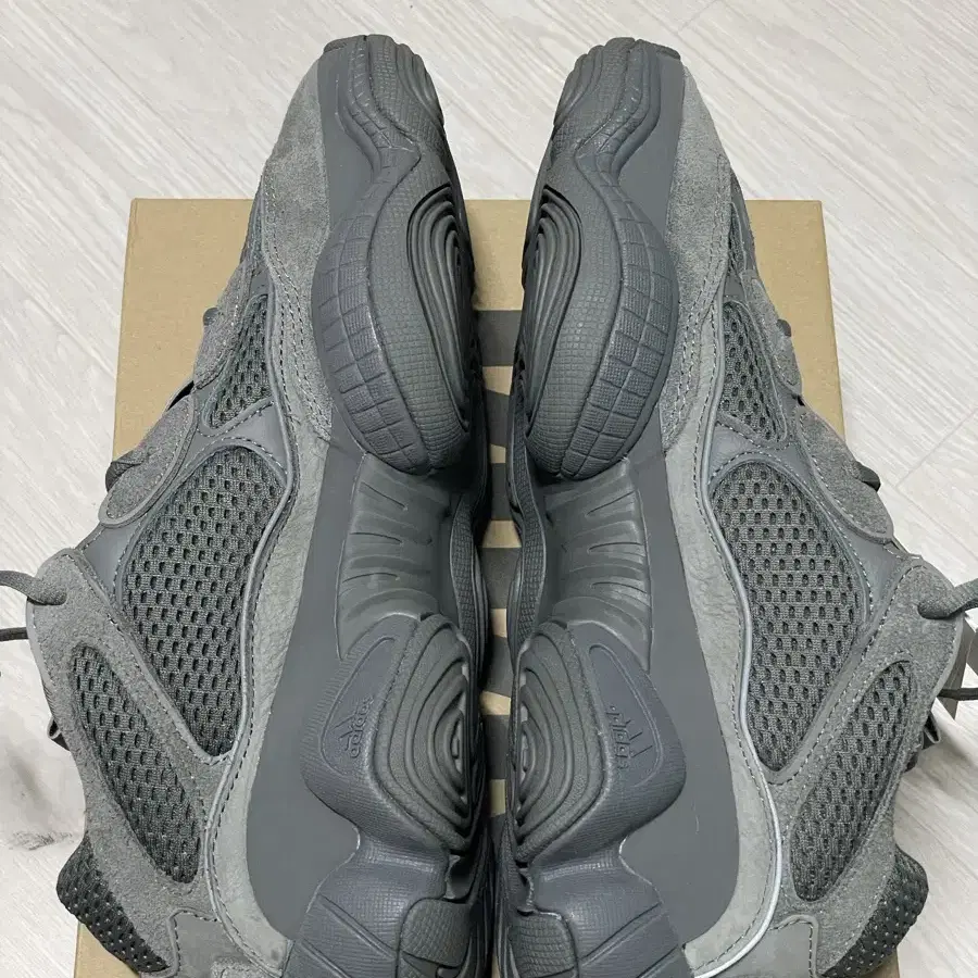 [280](새상품) 아디다스 Yeezy 500 그래닛