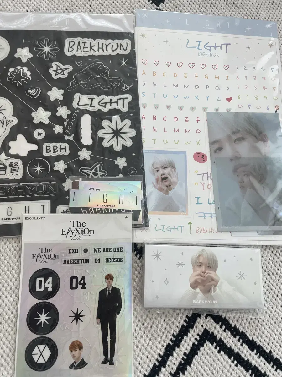 bulk) official goods exo baekhyun sticker wts concert sticker exo