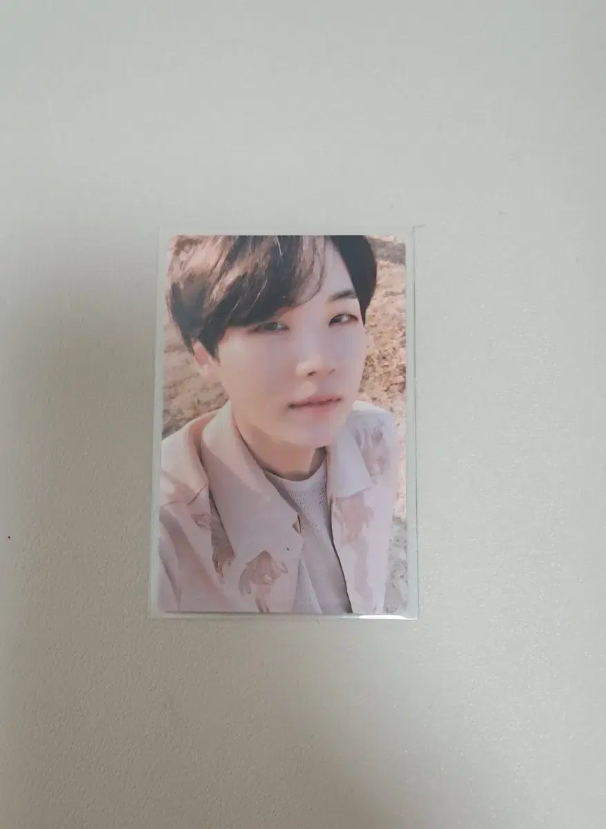 Bangtan suga Ruby Cell Tier photocard sells