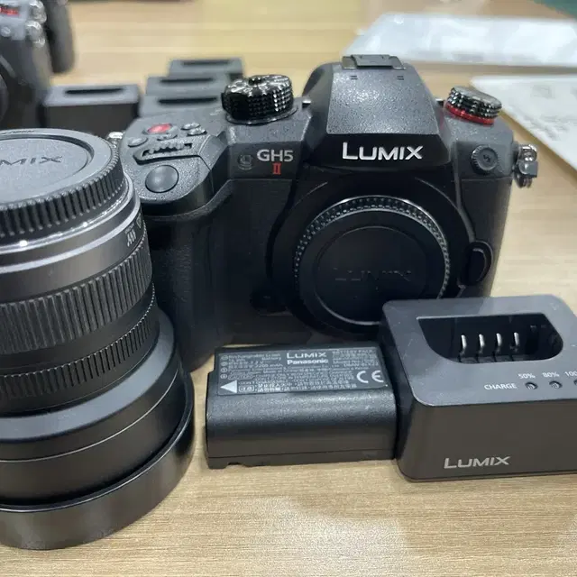 gh5m2+lens kit 판매합니다