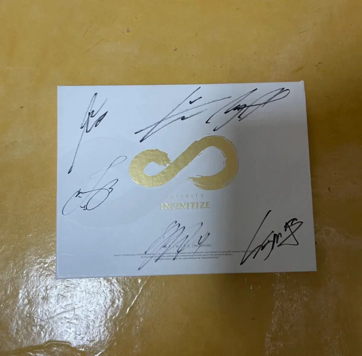 a infinite chaser handwritten by sign (unused)