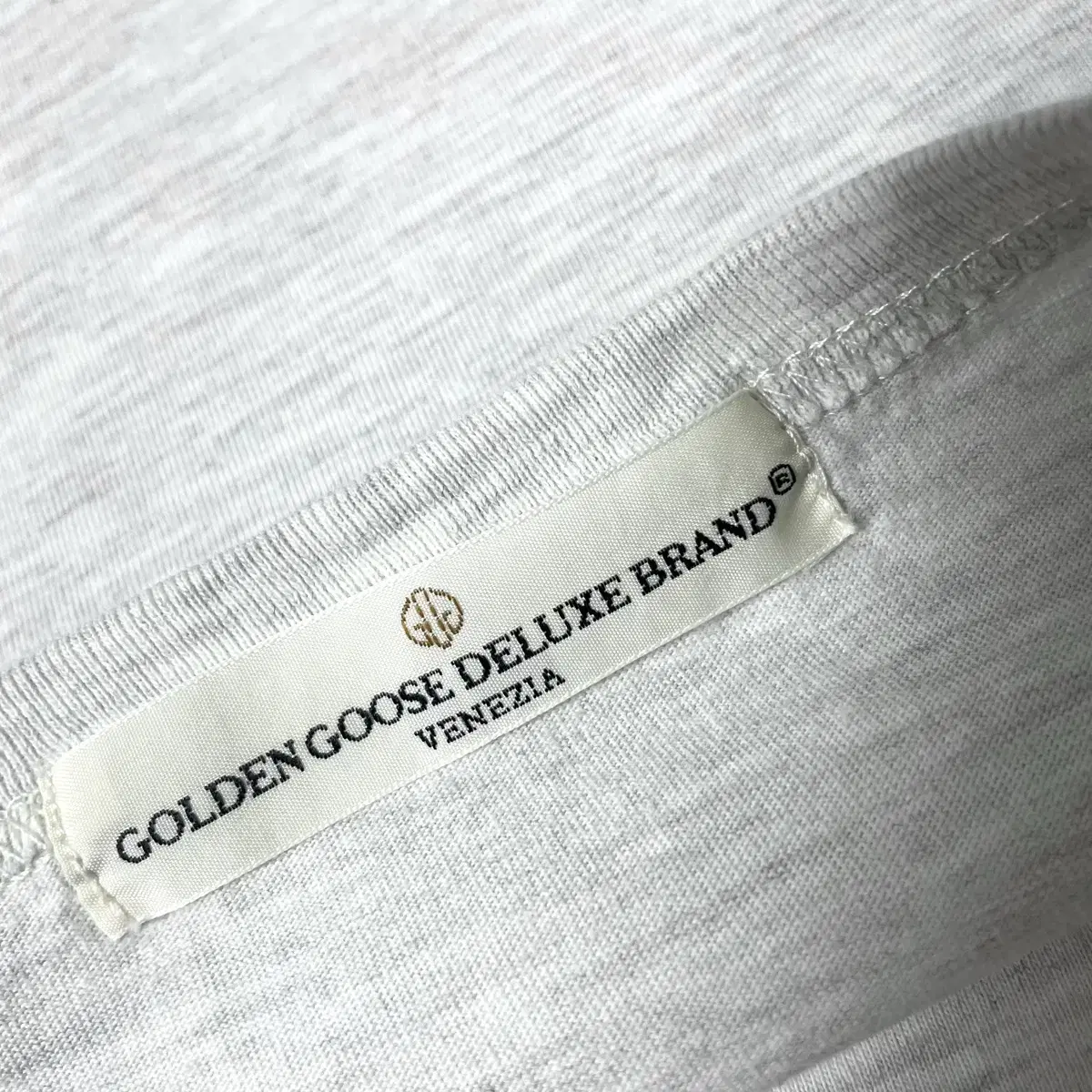 GOLDEN GOOSE 골든구스 여성 반팔 라운드 티셔츠