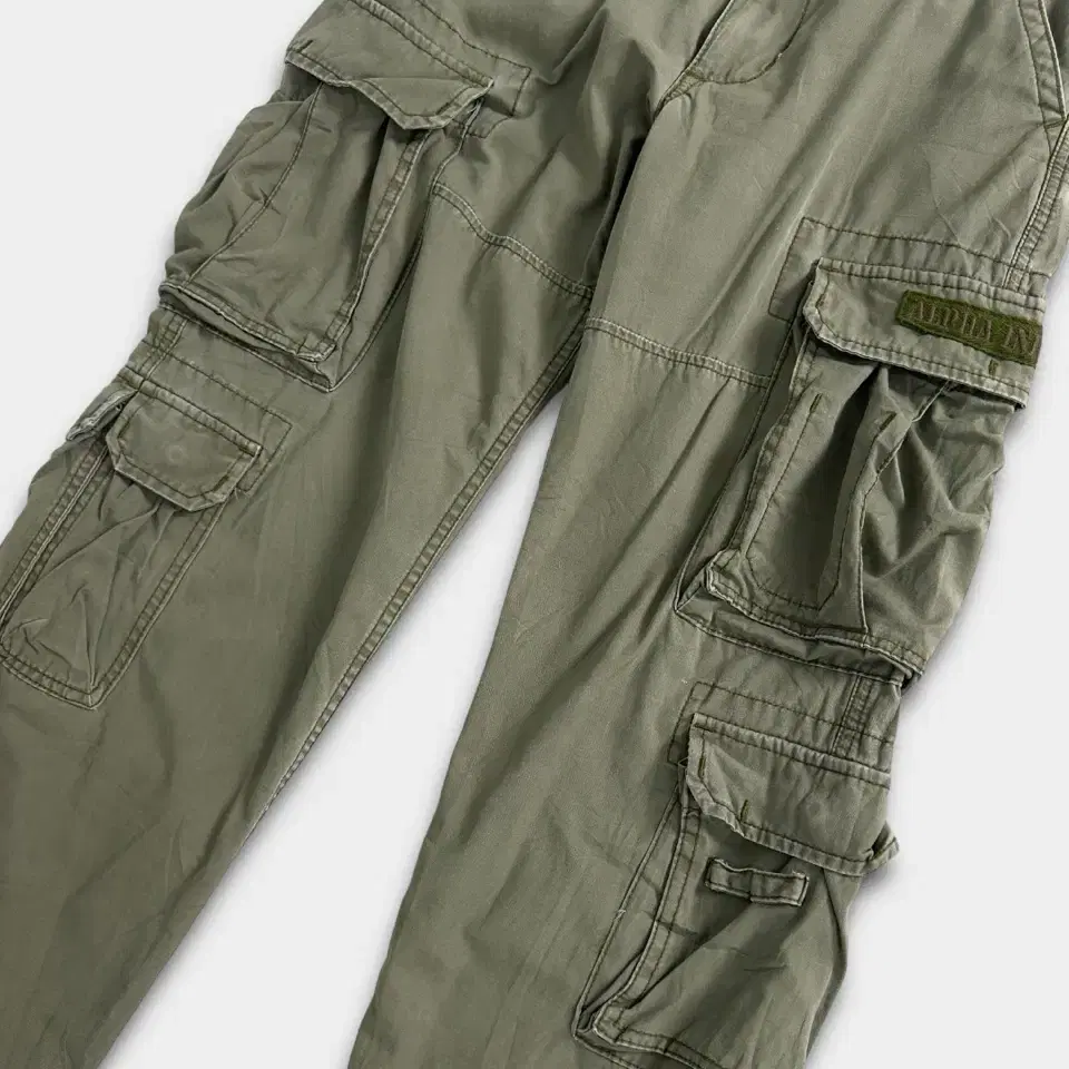 vintage alpha industries cargo pants