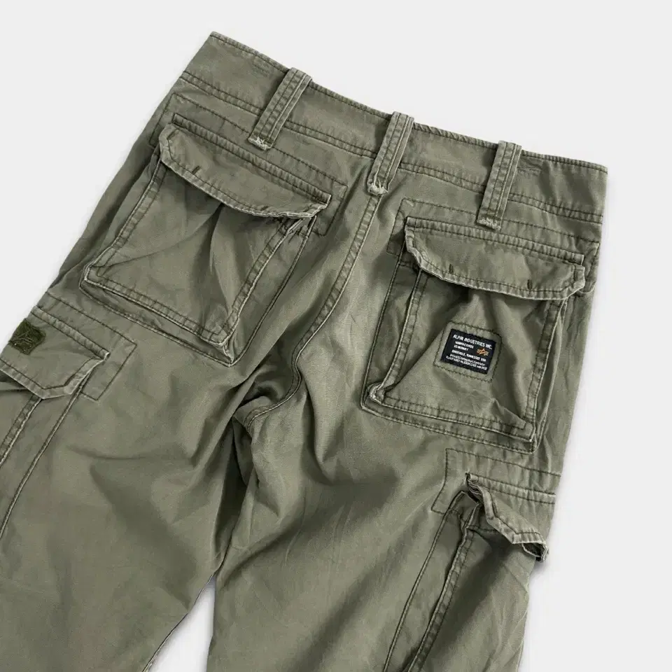 vintage alpha industries cargo pants