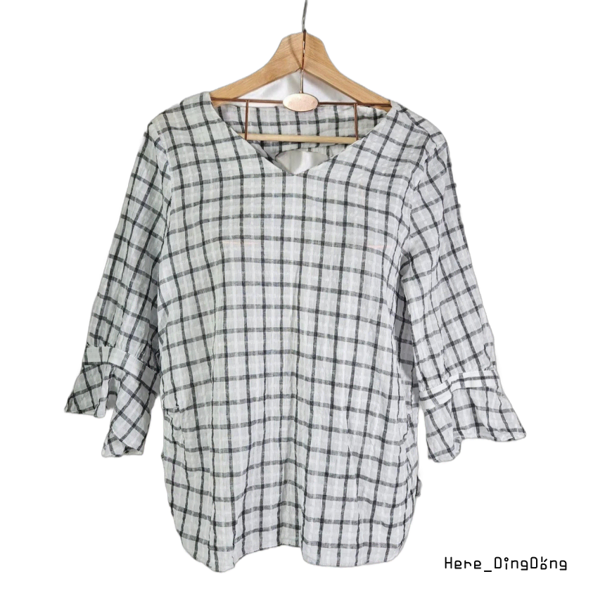 Ding dong :) 9 Checked Trim 7-Part Sleeve V-neck Ribbon Blouse Shirt