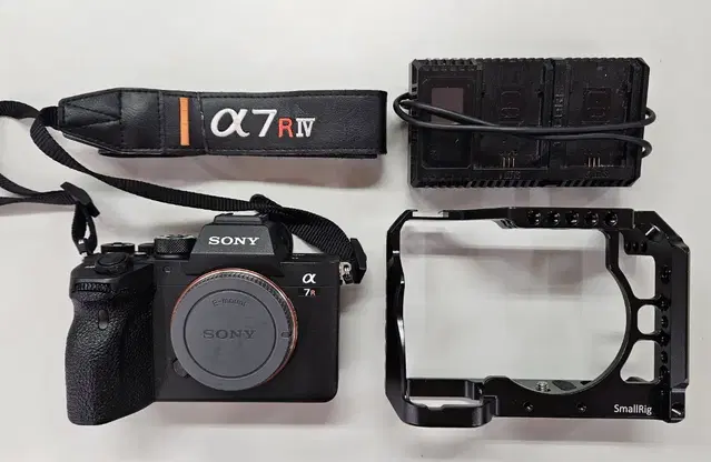 SONY 소니 A7R4 만컷대 A급 + 스몰리그