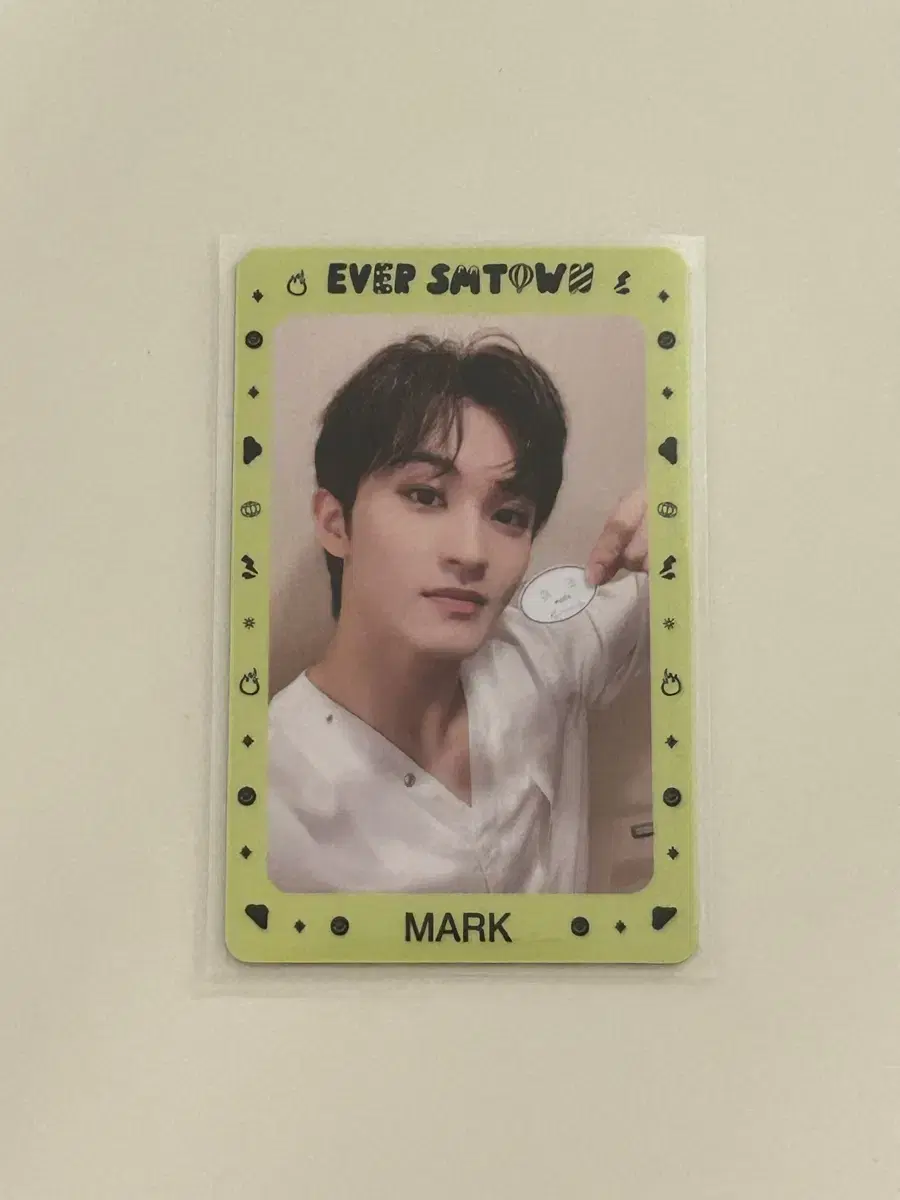 NCT mark Everland Admission Photocard