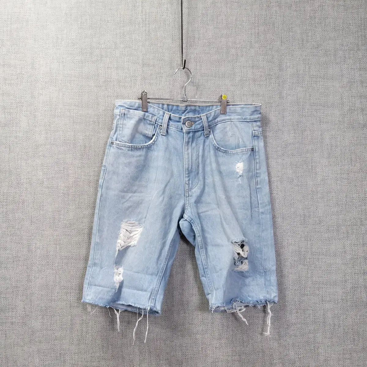 N28 Men's Light Blue Shorts 30