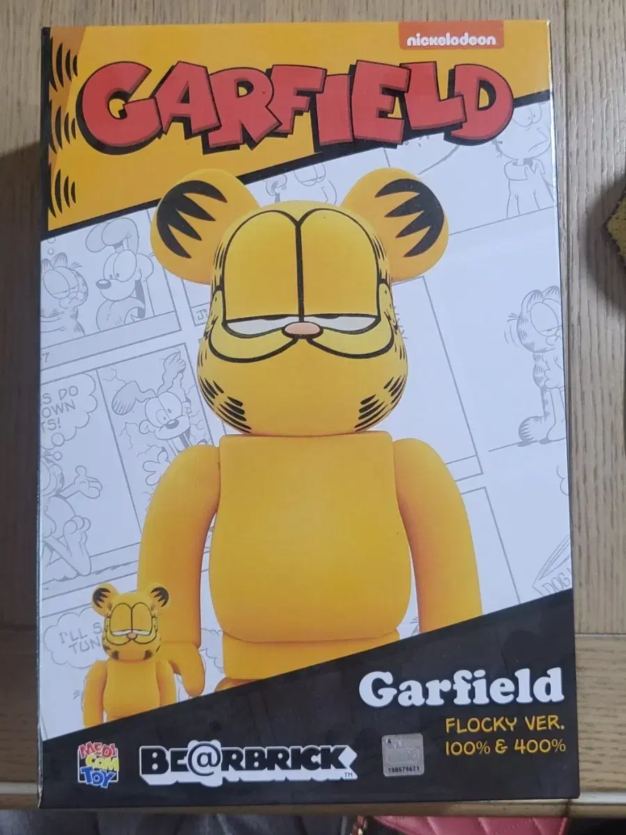 Barebrick Garfield 100% & 400% Set Flocked Version