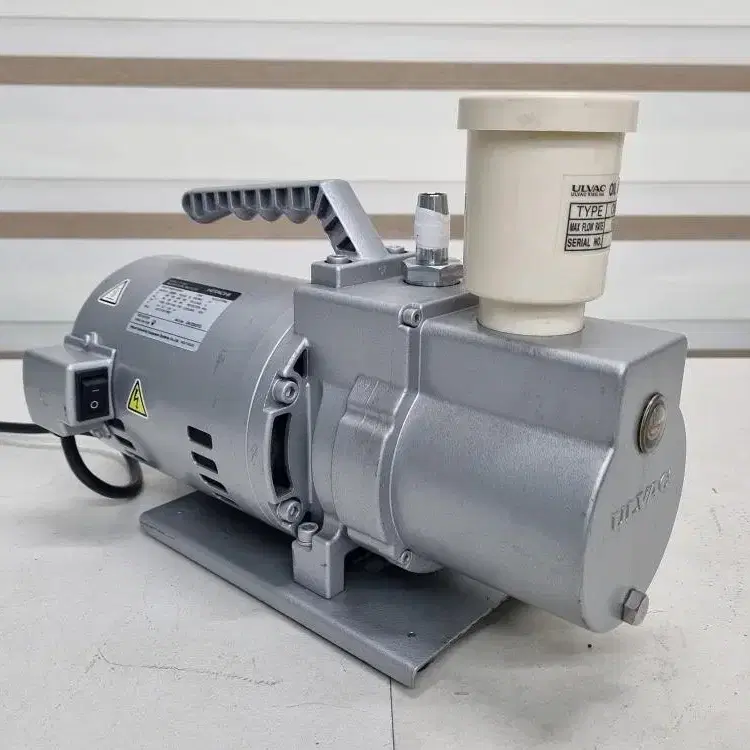 ULVAC Vacuum Pump  기본형 진공펌프.