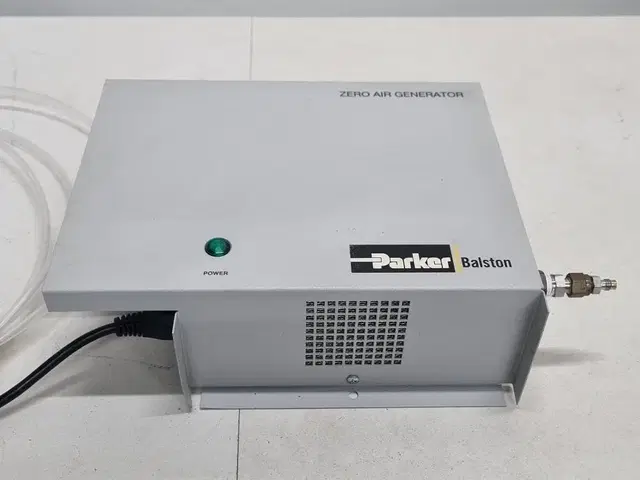 Parker Balston Zero Air Generator 75-83.