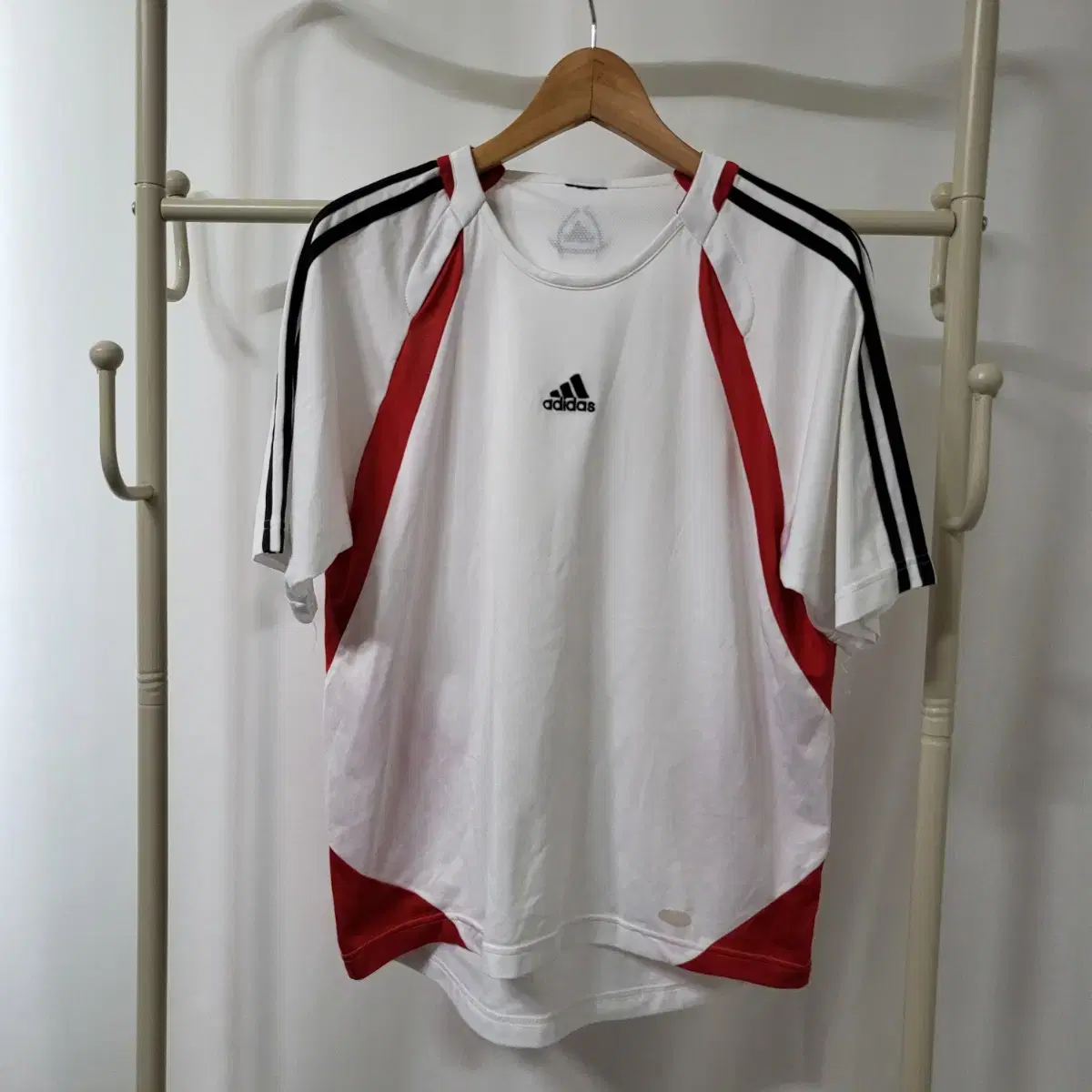 B463 [100] Adidas Old School Functional Short Sleeve T-Shirt