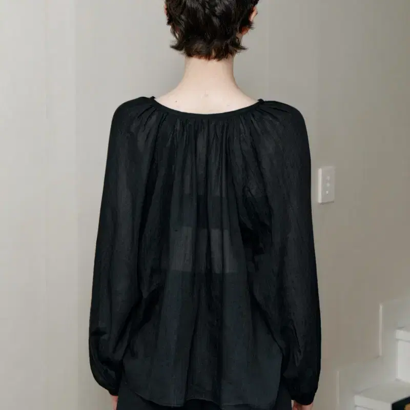 Le 르 블라우스 drawstring shirring blouse