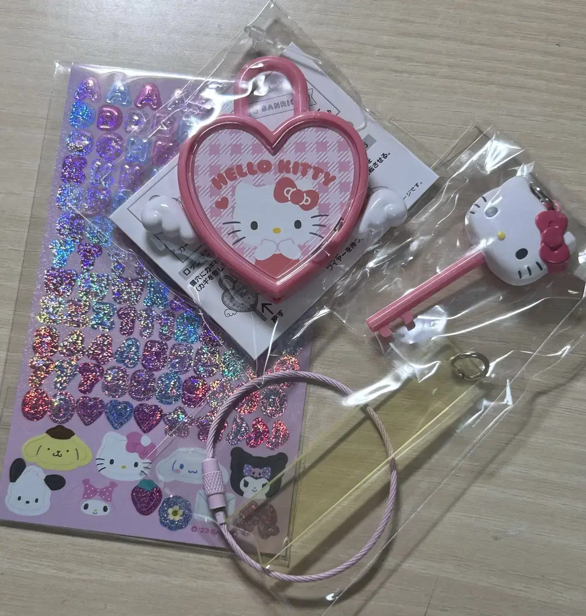 Hello Kitty padlock