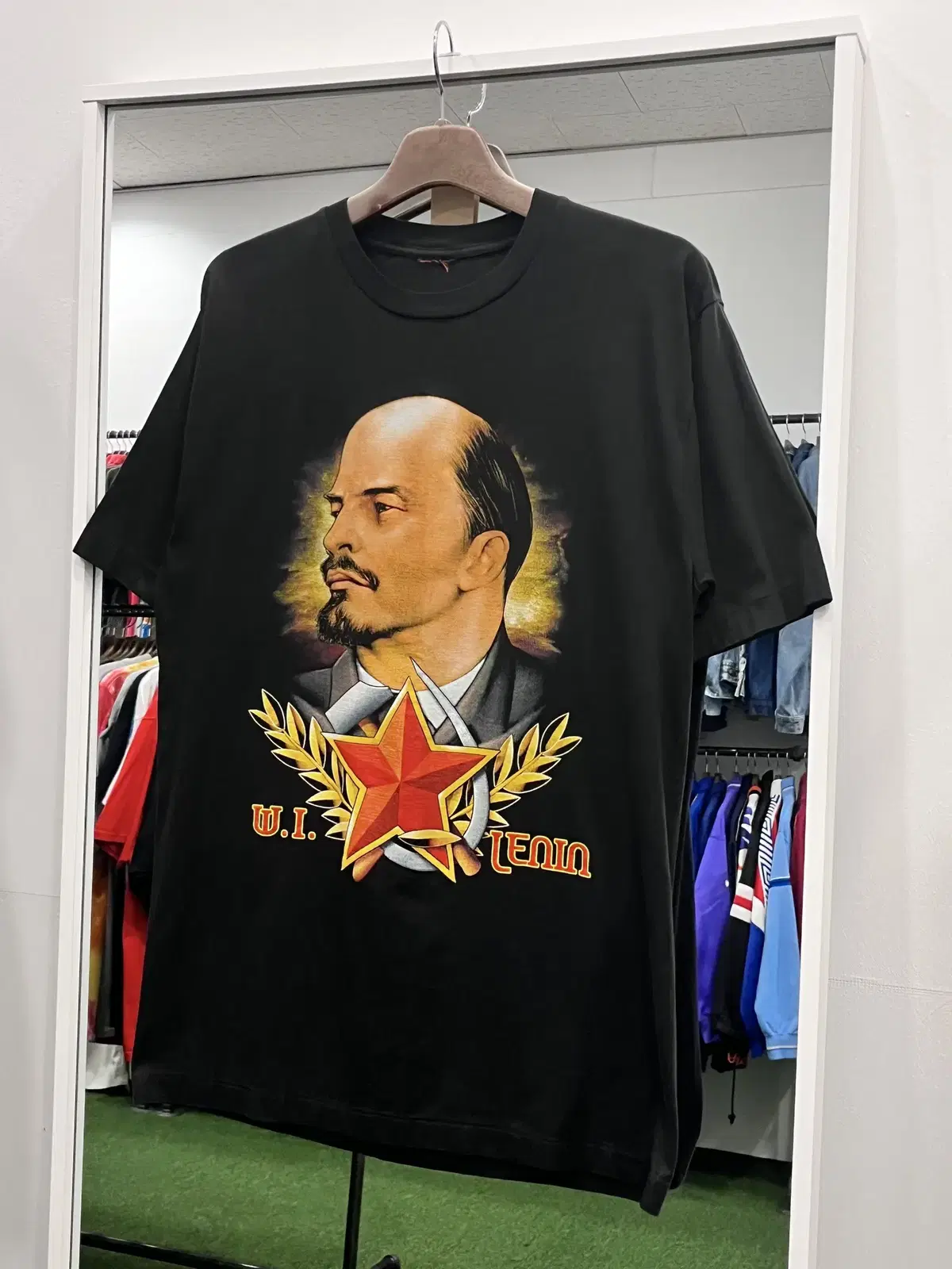 90s Vtg Vintage Vladimir Lenin Printed Short Sleeve T-Shirt