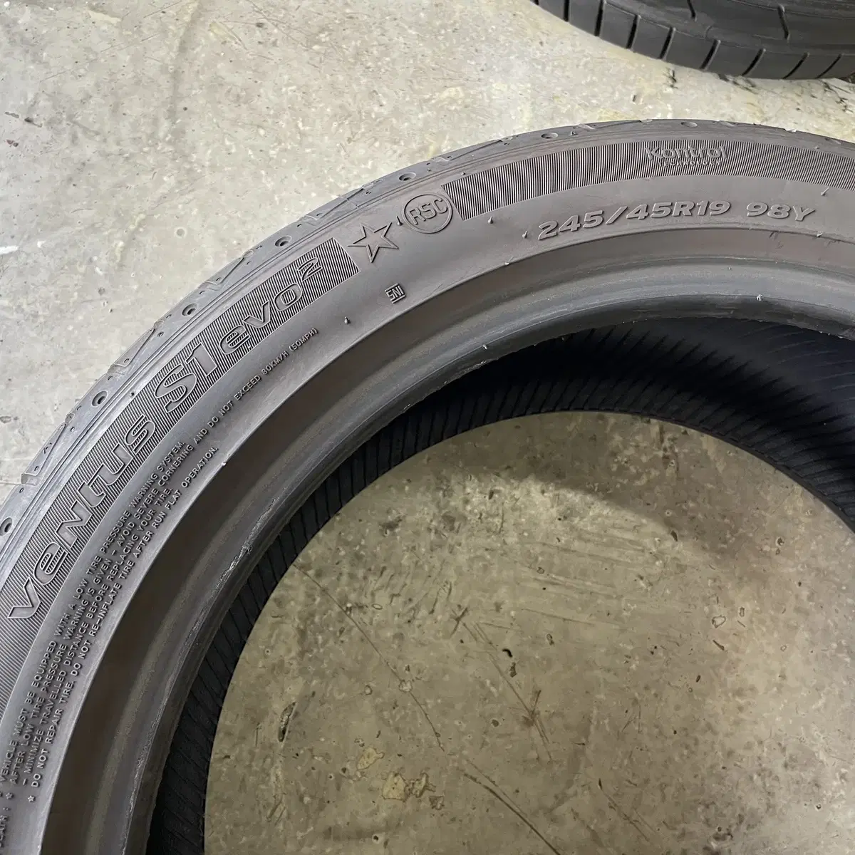 한국타이어 245/45R19, 275/40R19 S1 EVO2 HRS