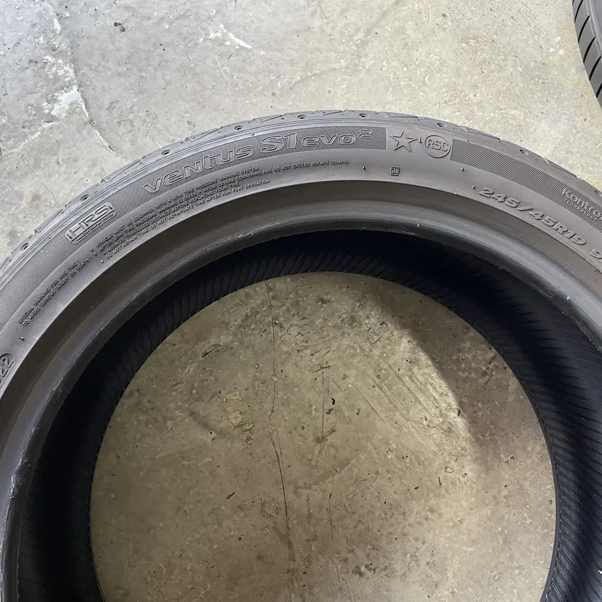 한국타이어 245/45R19, 275/40R19 S1 EVO2 HRS