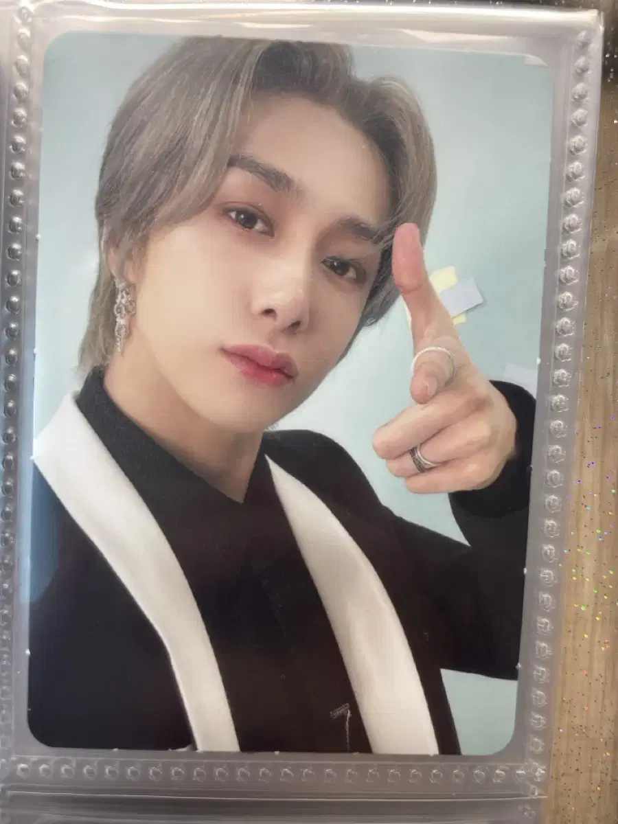 Monsta x hyungwon photocard