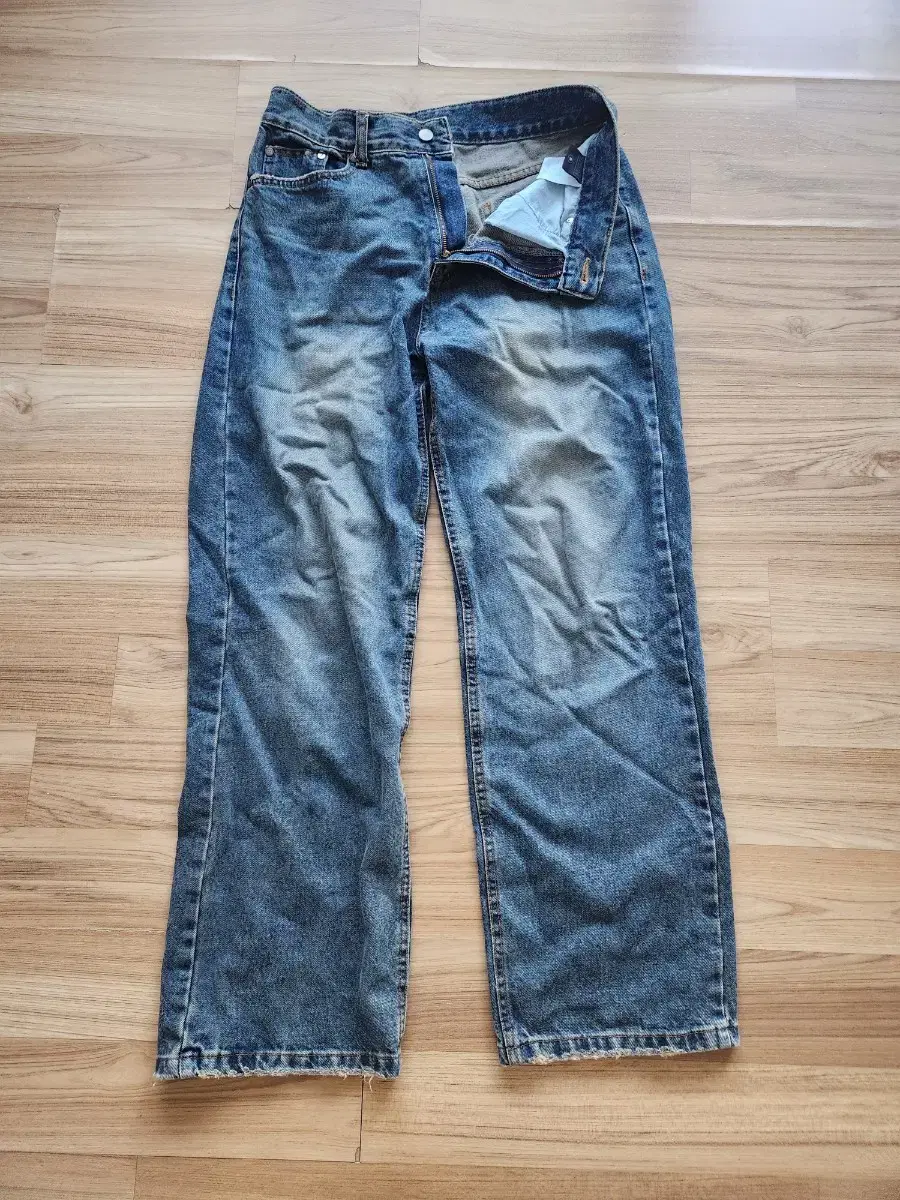 Ezcarton Vintage Wash Jeans size M