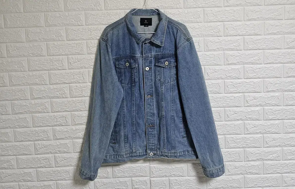 Bastik Jeans Jacket sells