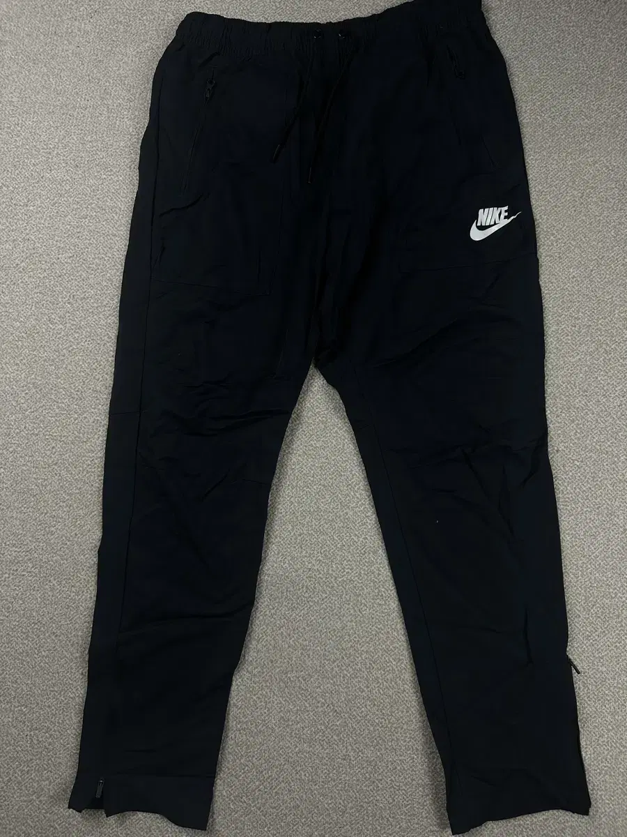 Nike Training Pants 90