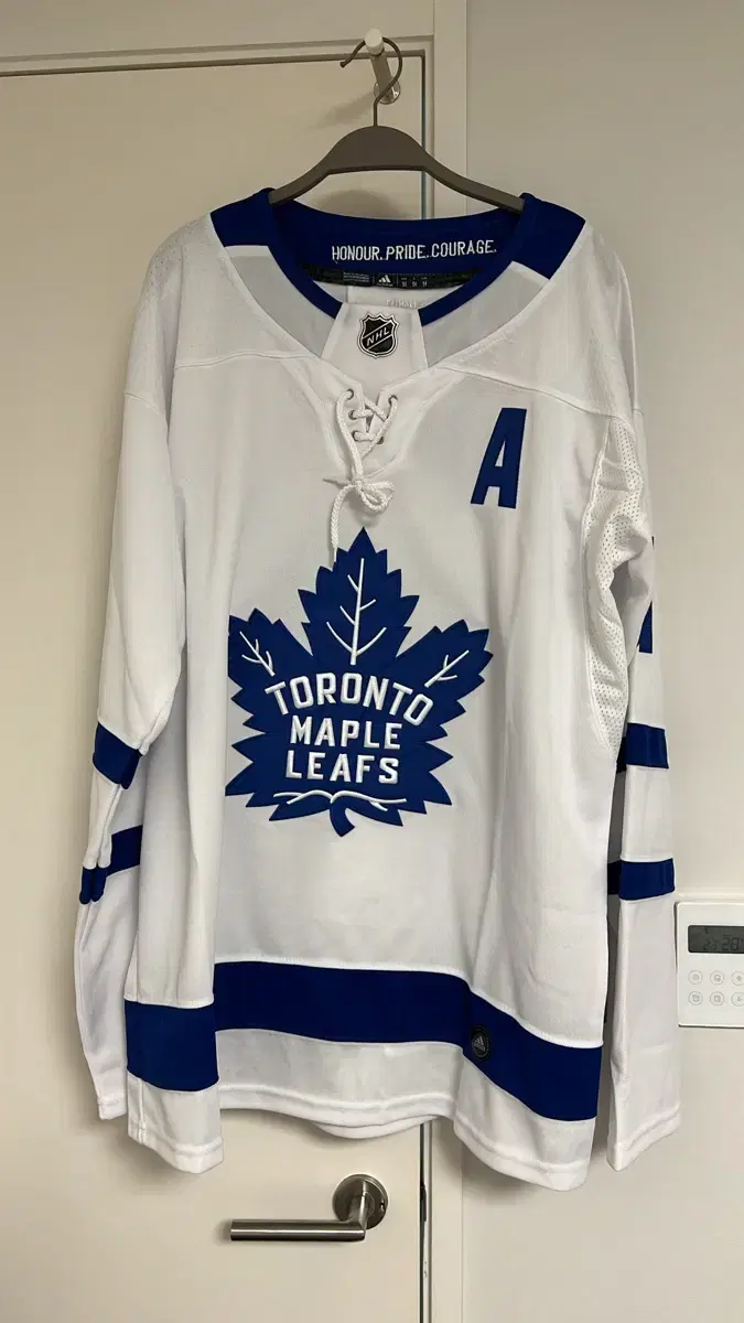 Adidas Toronto Hockey Jersey (worn by Justin Bieber) New