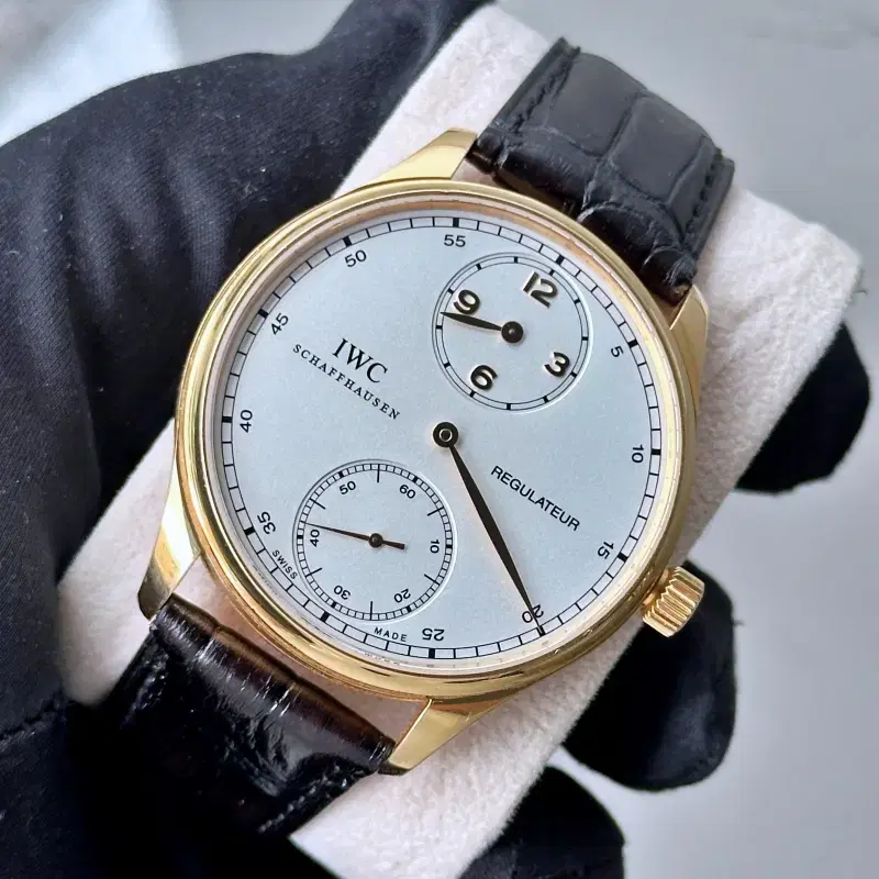 IWC 포르투기저 레귤레이터 43mm 옐로골드 18k 금통