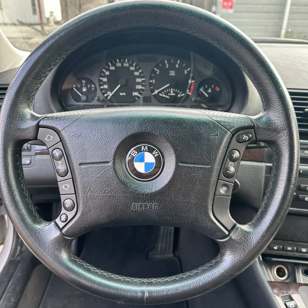 BMW E46 318i LCI 부품각개