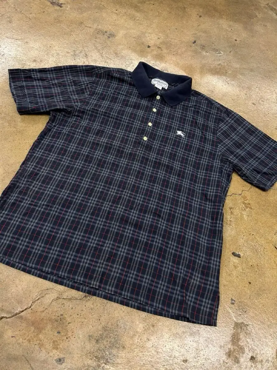 (Genuine/100) Burberry Check Kara Vahn Short Sleeve Shirt