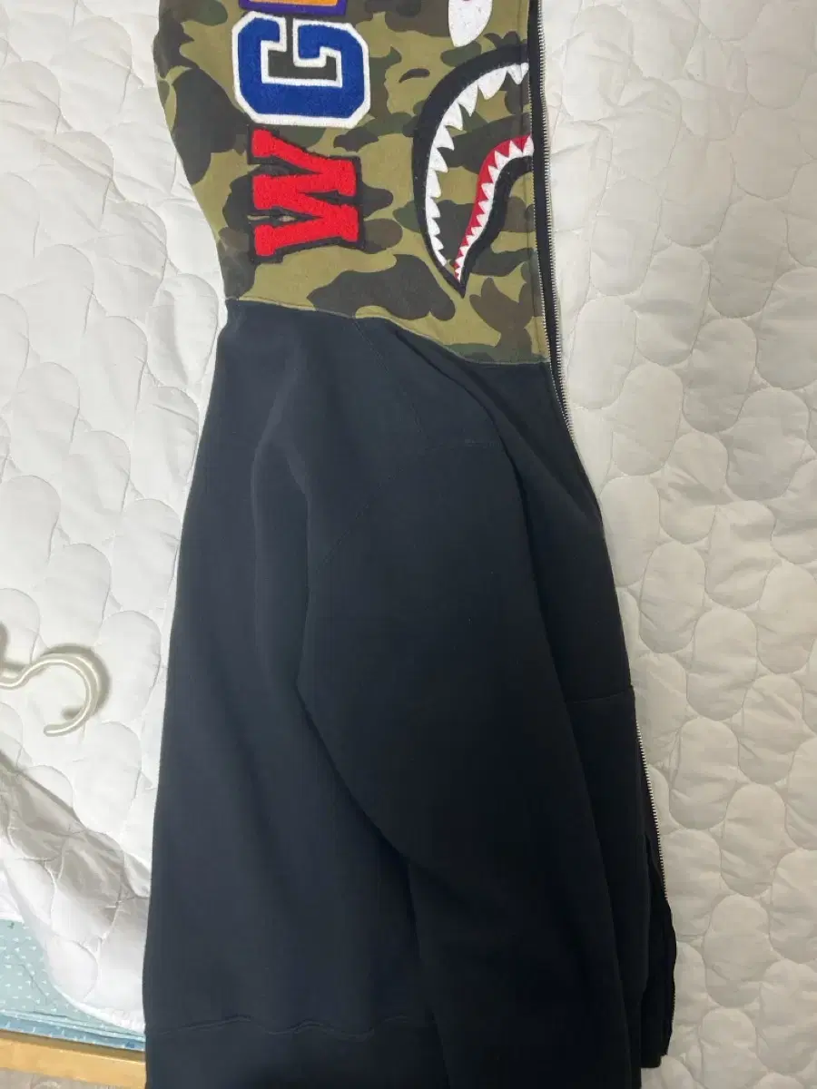 Vape Vahn Camo Shark Hoodie