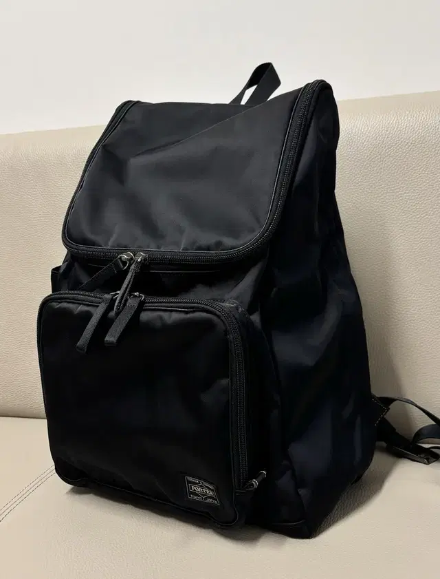 요시다포터 플랜 럭색 백팩 팝니다 (PLAN RUCKSACK)