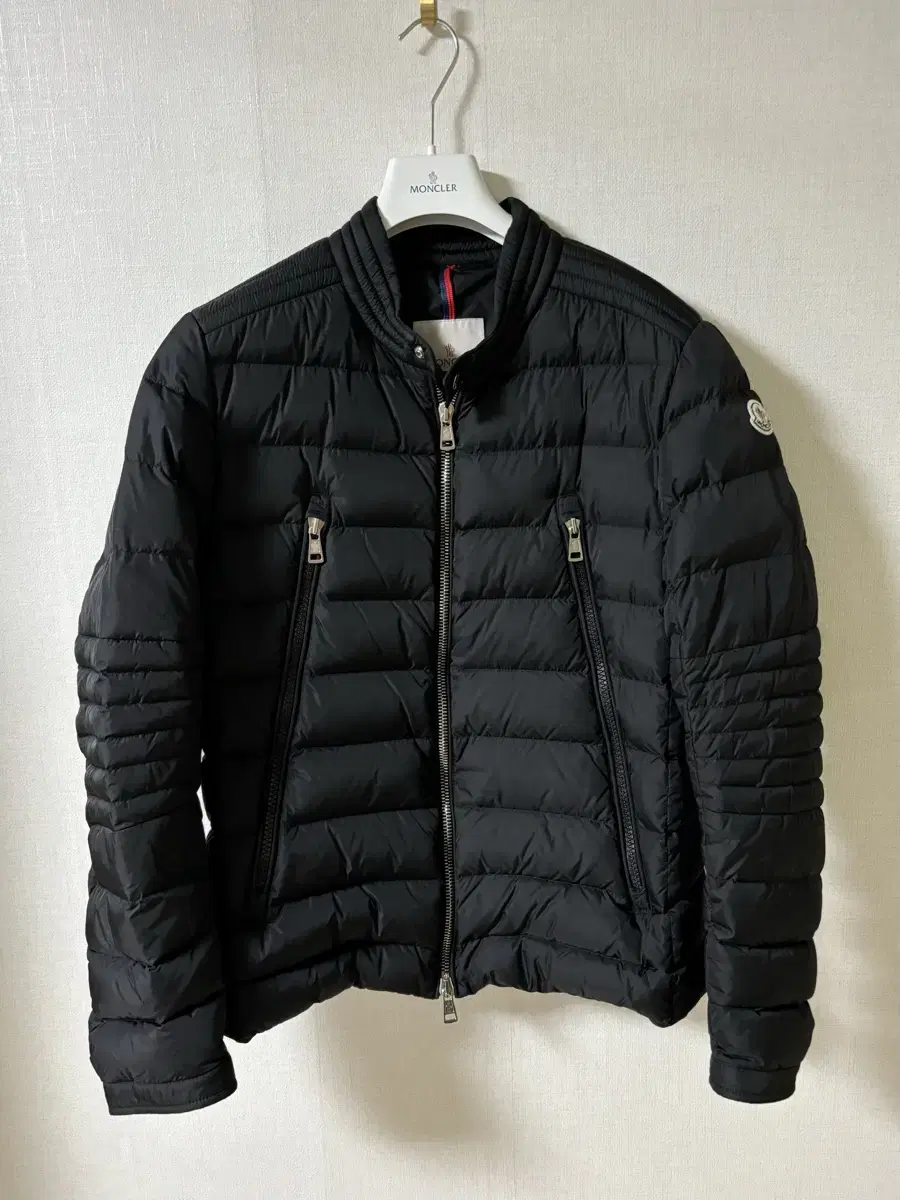 Moncler Amio Lightweight Padded Zip-Up Size 4