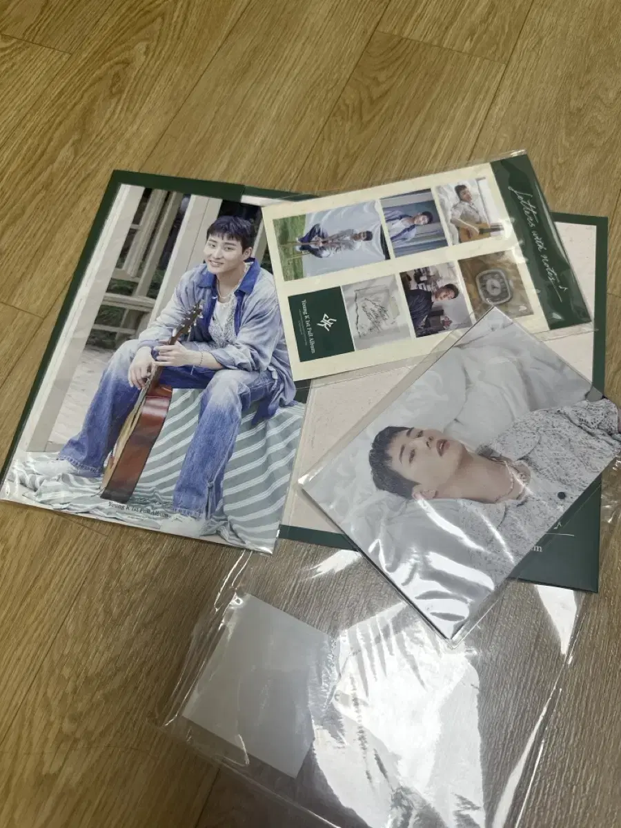 YoungK Brochure Set