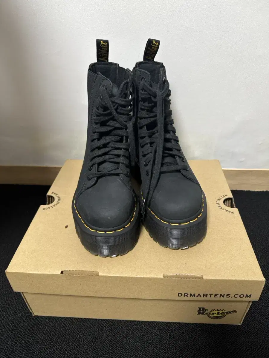 Dr. Martens Boots Jayden