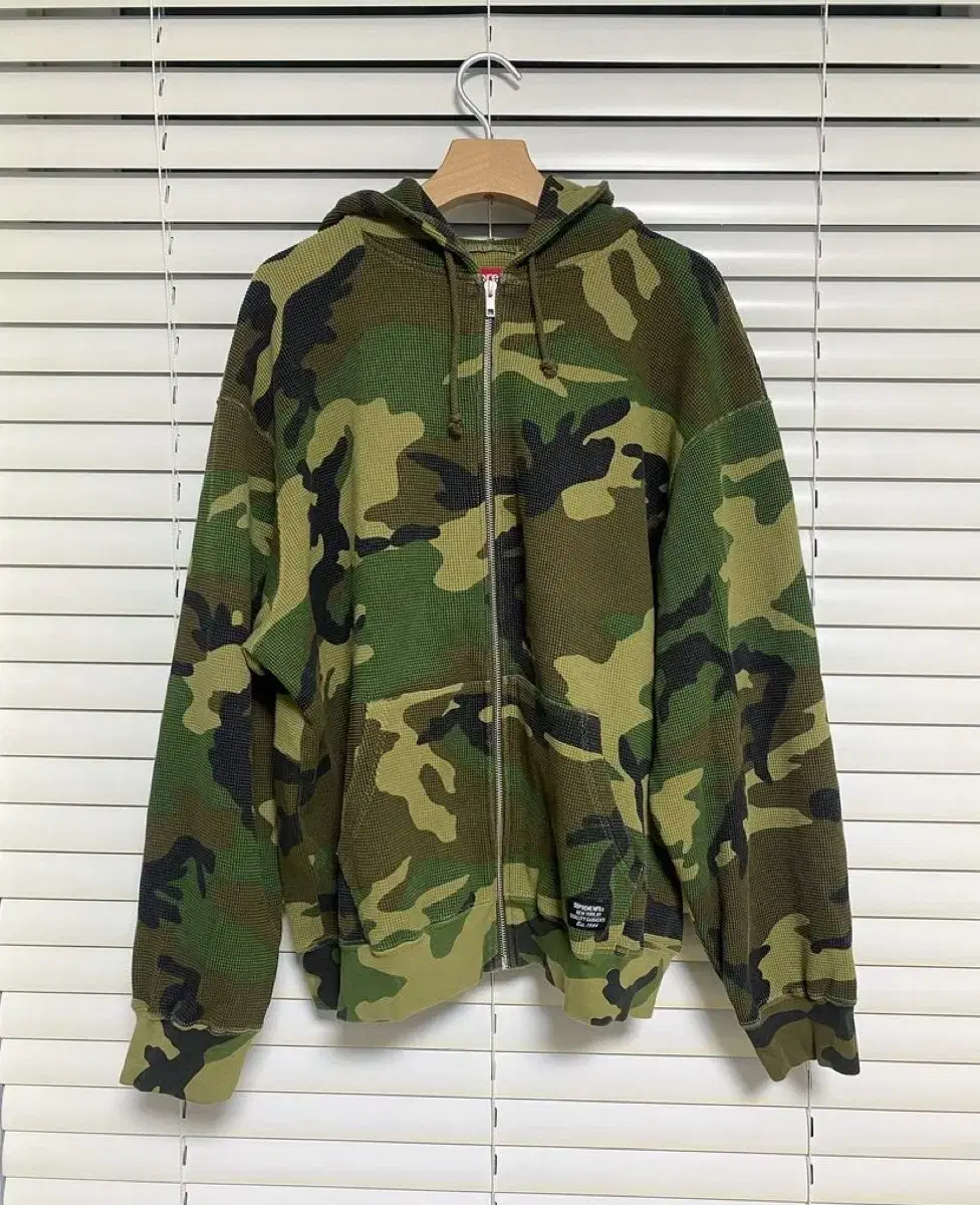 Supreme 24SS Hooded Zip-Up Thermal Camo