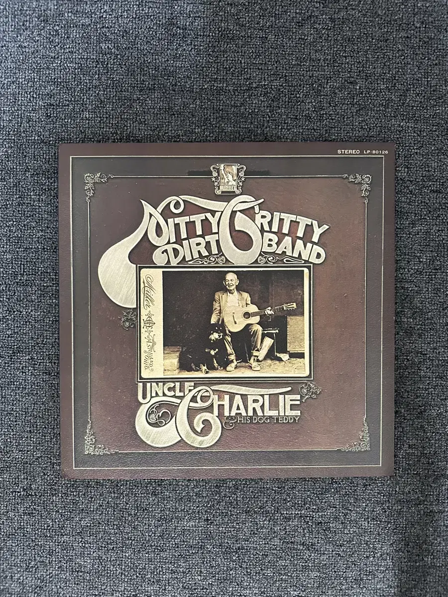 Sells Nitty Gritty Dirt Band records (LPs).