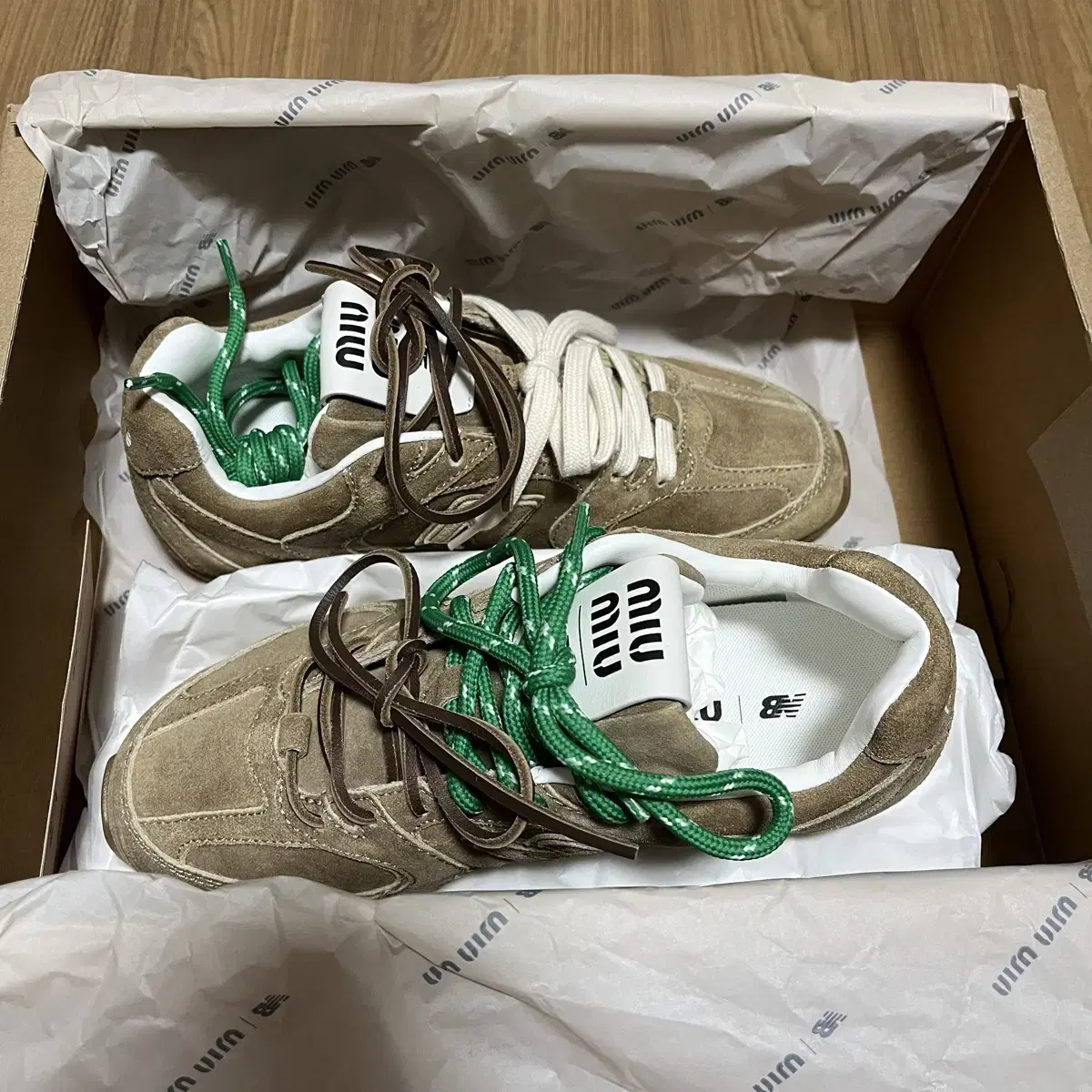 New Balance MIU MIU sells size 36.5