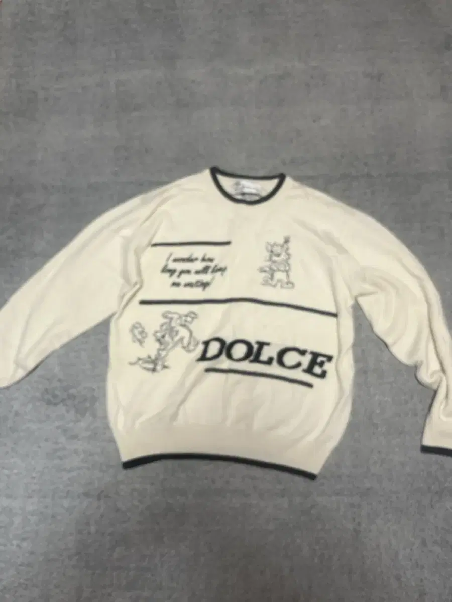 Dolce & Gabbana Knit sells