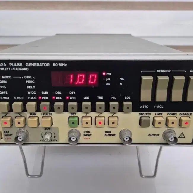 HP 8112A Pulse Generator 50MHz  펄스발생기.