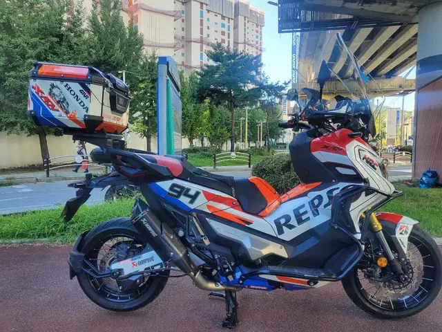 18년 XADV750 판매중 27000km 팝니다.