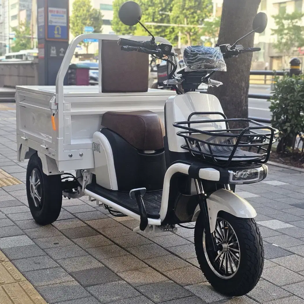 친환경 삼륜전기운반차 성지기업 wingo 신차 판매합니다.