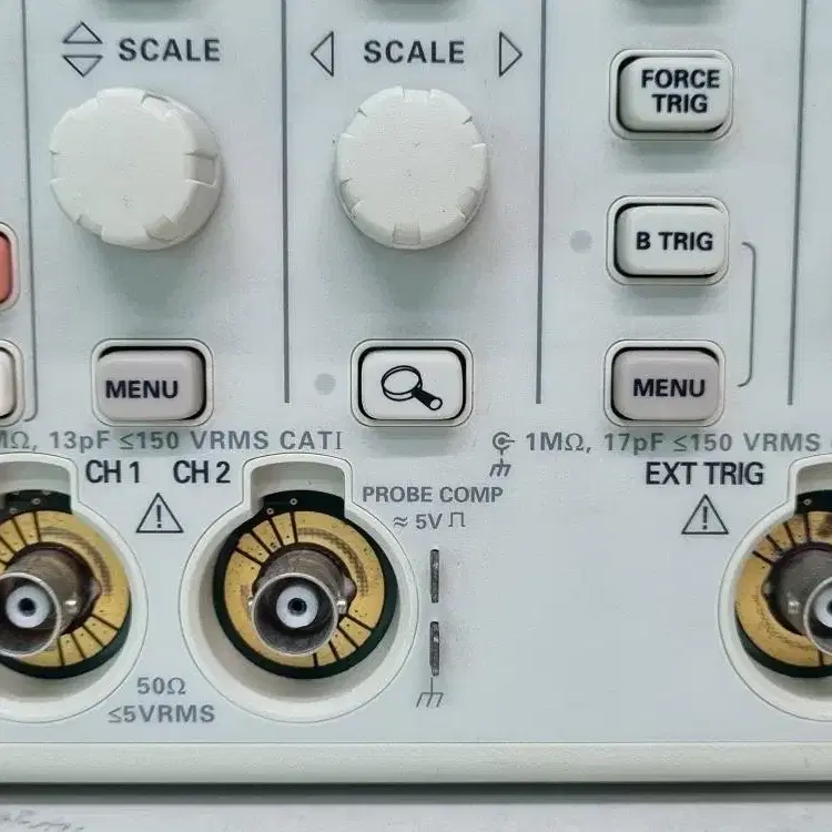 Tektronix TDS 3032 300MHz 2.5GS/s DPO.