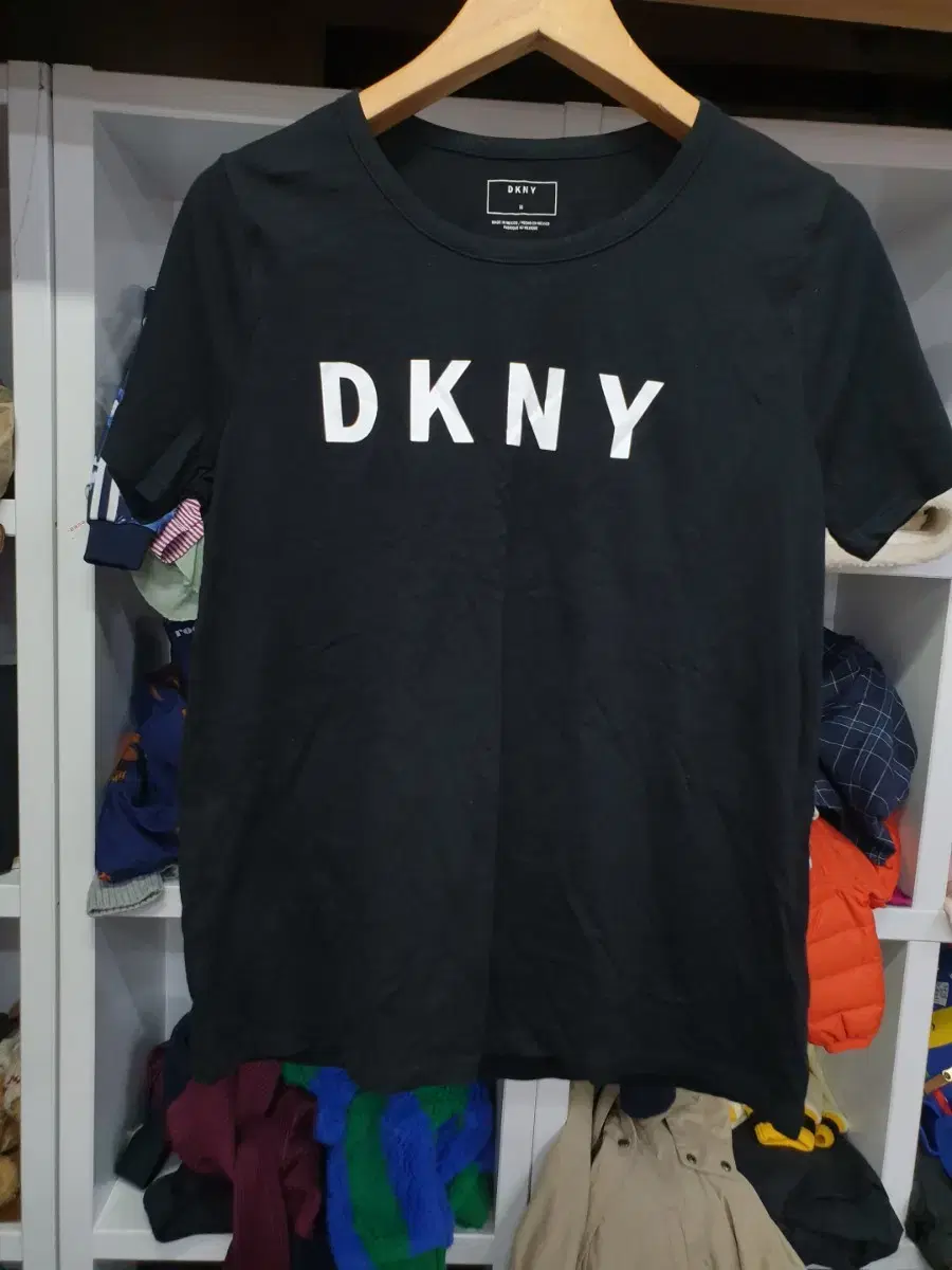 DKNY 반팔 M 여성