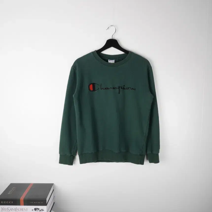 Champion Naming Green Tops VIA0499