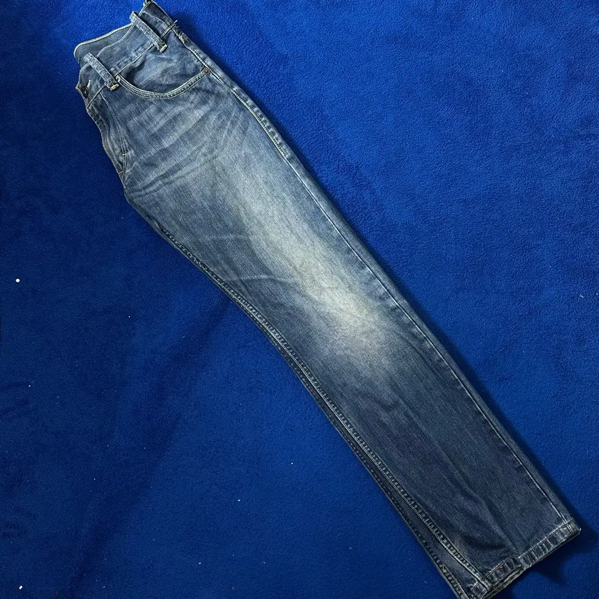 Levi's Straight Fit Jeans