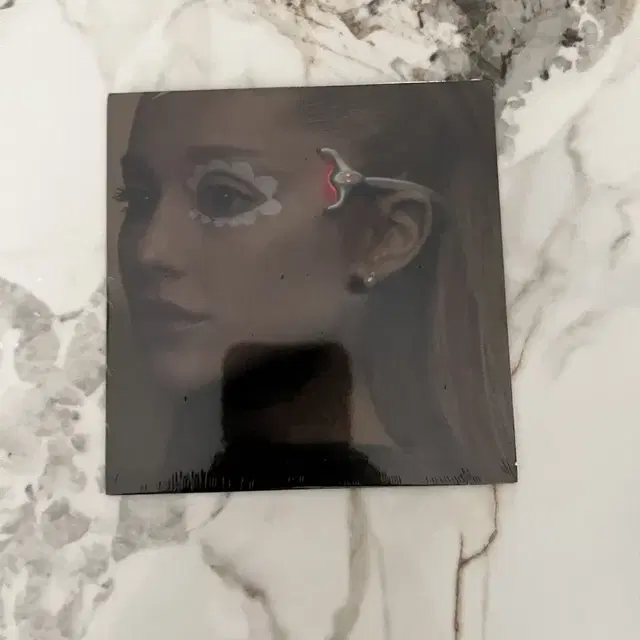 아리아나그란데 ariana grande 싱글 cd 국내못구함 미개봉