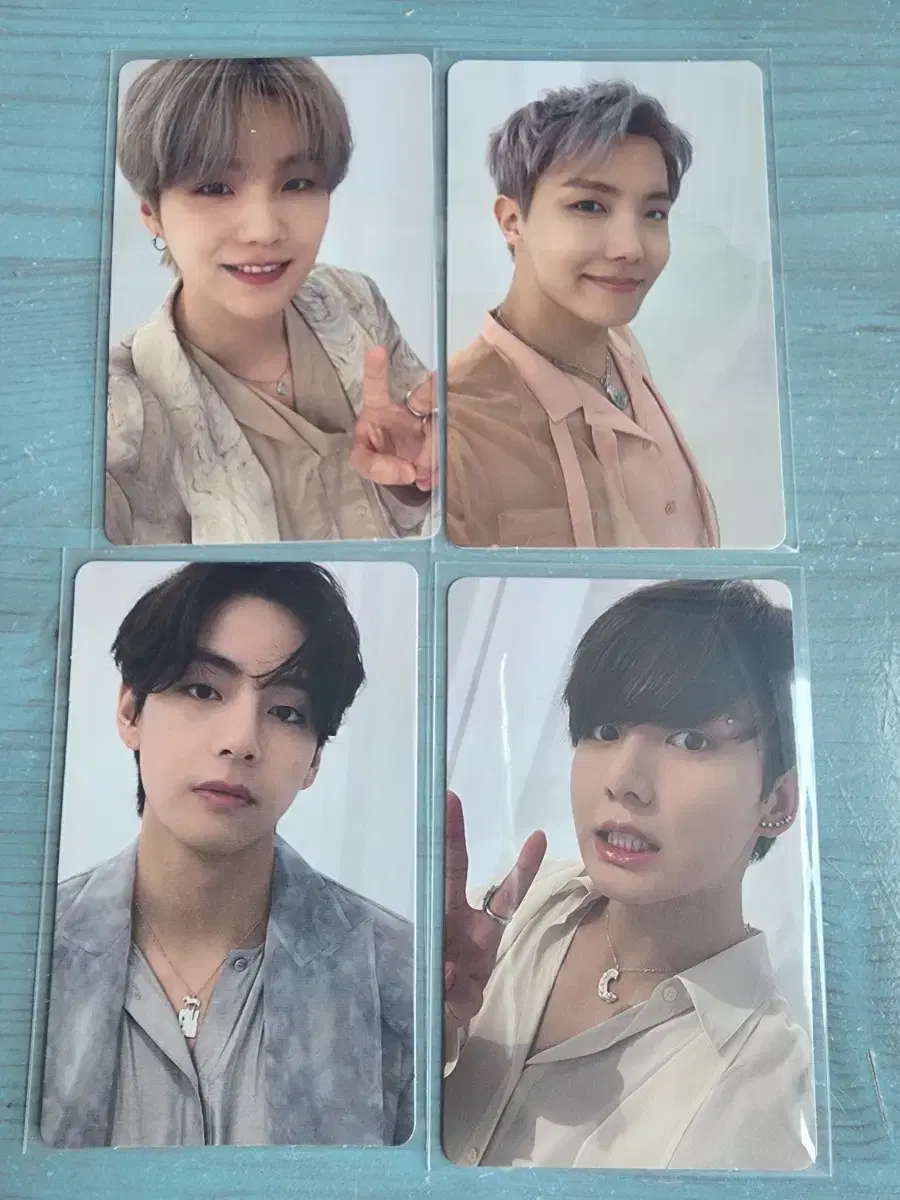 Bangtan BE Essentials photocard bulk WTS