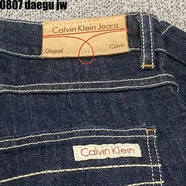 32 CALVIN KLEIN PANTS 캘빈클라인 청바지